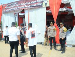 Hari Kedua Pendaftaran Pilkada 2024, Polres Tulang Bawang Barat Terjunkan 49 Personel Pengamanan