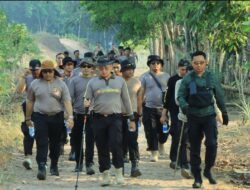 Kapolres Tulang Bawang Barat Pimpin Longmarch Puluhan Kilometer