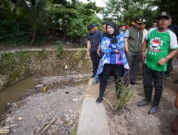 Bunda Eva Dwiana Minta Perusahaan dan BBWS Melakukan Normalisasi Sungai