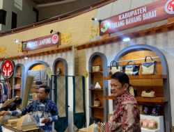 Kunjungi Stan Tubaba, Firsada Apresiasi Kerajinan Lokal di INACRAFT 2025