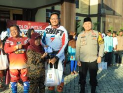 Ramadhan Penuh Berkah, Kapolres Tubaba Bersama Komunitas Trail Adventure Ganaz Berikan Bantuan Sosial