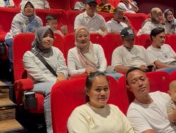 Momentum Refleksi Atas Beratnya Tugas Polri, Kapolres Tulang Bawang Barat Pimpin Nobar Film Sayap-Sayap Patah II