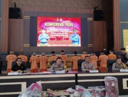 Kapolres Tulang Bawang Barat Pimpin Gelar Konferensi Pers, Paparkan Keberhasilan Ungkap Kasus Menonjol