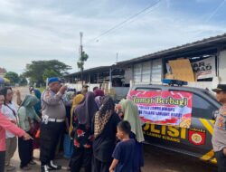 Jumat Berkah, Polsek Lambu Kibang “Berbagi” di Pasar, Wujud Kepedulian Polri Kepada Masyarakat