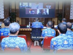 Bupati Tuba Lakukan Rapat Koordinasi Program Pemberantasan Korupsi secara Virtual