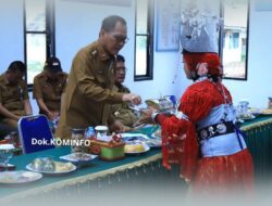 Bupati Tuba Tekankan Akselerasi Pelayanan di Dente Teladas