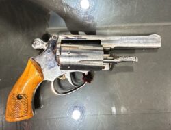 Tekab 308 Presisi Polres Tulang Bawang Tangkap Pemilik Senpi dan Amunisi Ilegal