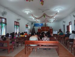 Personil Polsek Tulang Bawang Tengah Laksanakan Pengamanan Minggu Kasih Ibadah Gereja Berikan Rasa Aman Saat Ibadah