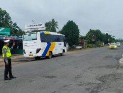 Sat Lantas Polres Tulang Bawang Barat Melaksanakan Pam Rawan Pagi Membantu Kelancaran Masyarakat Yang Akan Beraktivitas