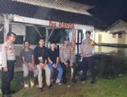 Personil Polsek Tulang Bawang Tengah, Gelar Patroli Siskamling Guna Cegah Gangguan Kamtibmas