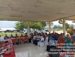 Kapolsek Gedung Aji Kawal Proses Musrenbang di Kecamatan Meraksa Aji