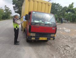 Sat Lanta Polres Tulang Bawang Turun Langsung, Tekan Angka Laka di Jalan Lintas Timur