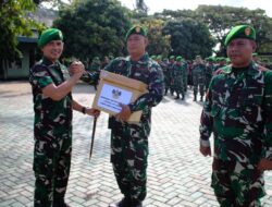 Sambut Lebaran, Dandim 0426 Tulang Bawang Bagikan Bingkisan dan Lepas Prajurit Cuti