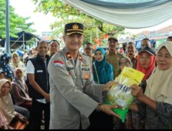 Polres Tulang Bawang Barat Gelar Pasar Murah Serentak, Hadir Untuk Bantu Masyarakat Dapatkan Sembako Terjangkau