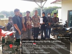 Mudik Aman Keluarga Bahagia, Polsek Gunung Agung Terima Puluhan Kendaraan Titipan Pemudik