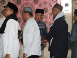 Letkol Syurya Dharma Dandim 0426 TB sholat Idul Fitri Bersama Forkopimda Tuba
