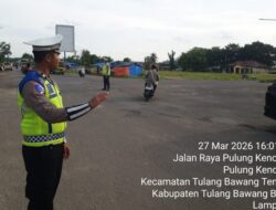 Satlantas Polres Tulang Bawang Barat Berlakukan Pembatasan Kendaraan Sumbu 3 Keatas Tidak Masuki Jalur Tol Terpeka dan Jalan Non Tol Jalinteng