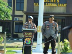 Wakapolres Tulang Bawang Barat Laksanakan Gaktiblin Pemeriksaan Sikap Tampang dan Kelengkapan Data Diri Personil