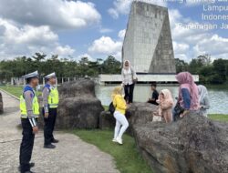 Jaga Ketertiban Lalu Lintas, Sat Lantas Polres Tulang Bawang Barat Lakukan Patroli Ke Tempat Wisata