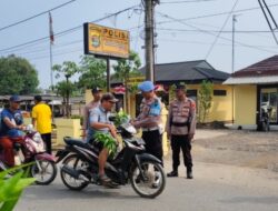 Jumat Berkah, Polsek Tumijajar Bagikan Hasil Panen Sawah Kolam Biosaka, Wujudkan Kedaulatan Pangan